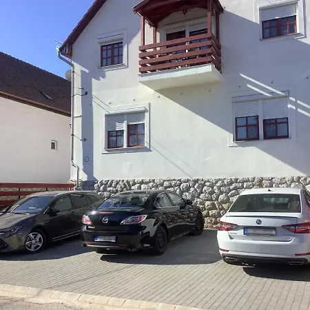Ezuest Boroka Apartment
